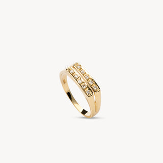 Elegant Diamond Pavé Ring